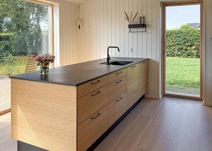 4 Bedroom Pet Friendly In * Rønde